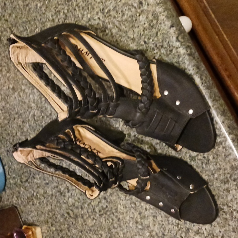Womans Heels 10 Bumper Black Strappy